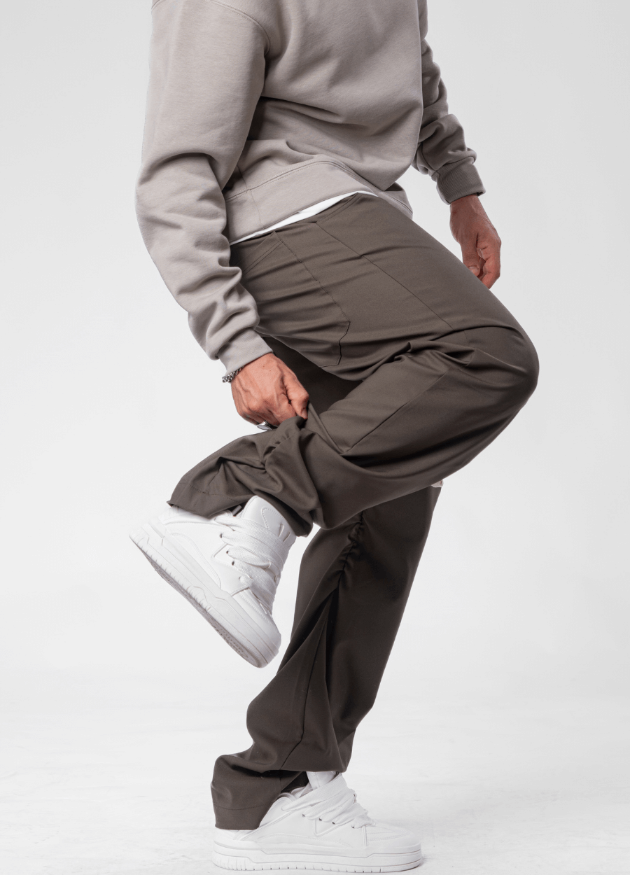 PANTALACCIO DETAILED