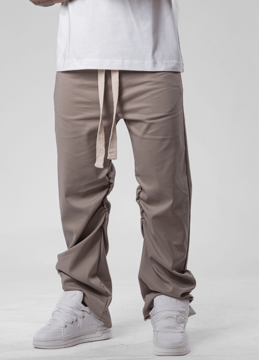 PANTALACCIO DETAILED